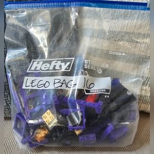 Lego Gallon Bag 16 (0.6 lbs)